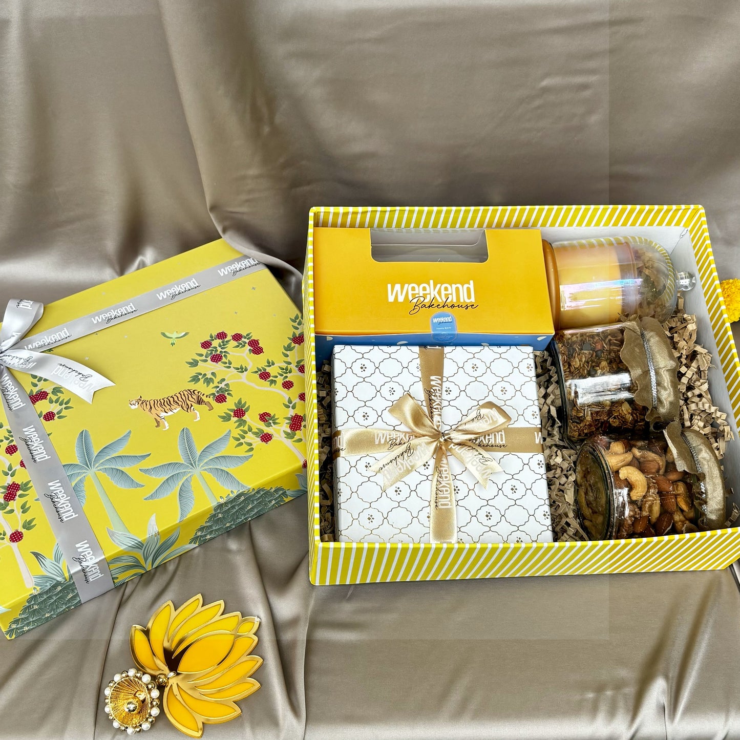 Yellow Hamper Gift Box